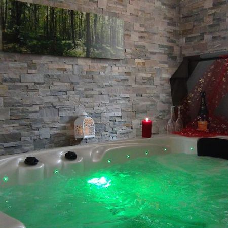 Le Clos Des Tilleuls La Vendelee Luaran gambar